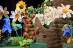 Die Wiese an der morschen Eiche